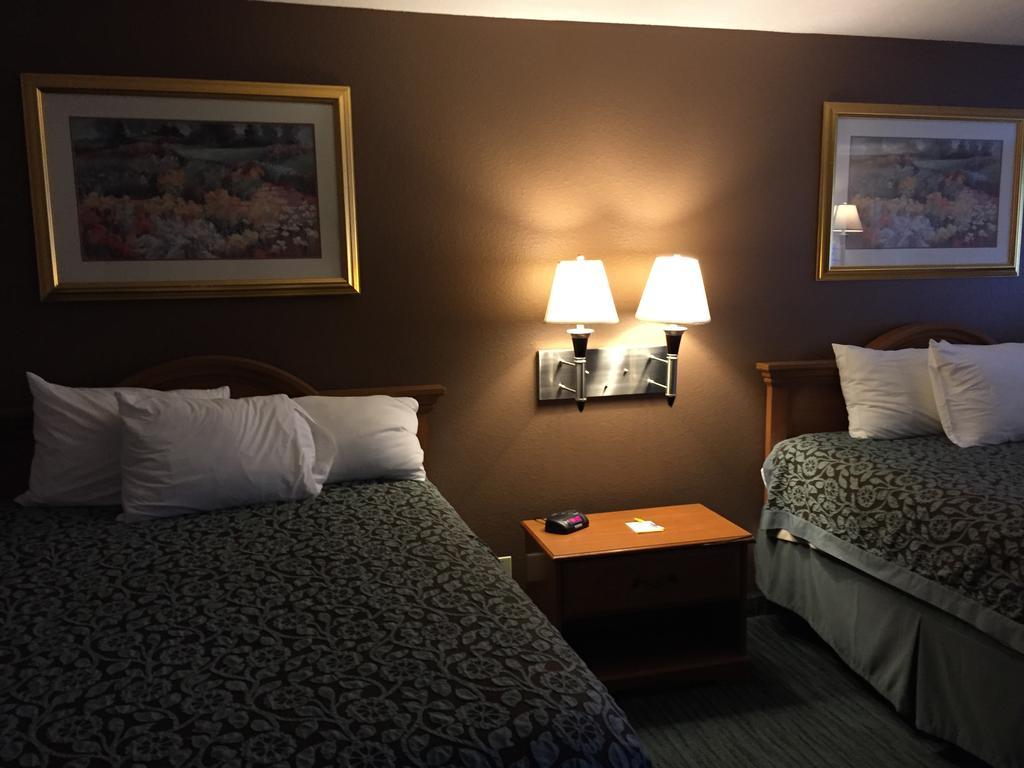 Days Inn By Wyndham New Braunfels Pokoj fotografie